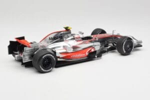 McLaren MP4-22 #2 L. Hamilton Canadian GP Winner 2007 Minichamps 1:18 530071822 Kov – obrázok 2 z 6