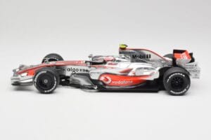 McLaren MP4-22 #2 L. Hamilton Canadian GP Winner 2007 Minichamps 1:18 530071822 Kov – obrázok 3 z 6