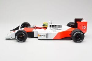 McLaren Honda MP4/4 Marlboro #12 A. Senna F1 World Champion 1988 Minichamps 1:12 540881212 Kov – obrázok 3 z 6