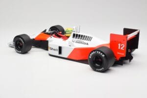 McLaren Honda MP4/4 Marlboro #12 A. Senna F1 World Champion 1988 Minichamps 1:12 540881212 Kov – obrázok 5 z 6