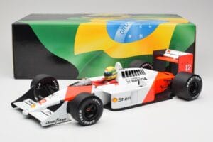 McLaren Honda MP4/4 Marlboro #12 A. Senna F1 World Champion 1988 Minichamps 1:12 540881212 Kov – obrázok 6 z 6