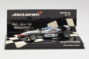McLaren MP4/98T 2-Seater M. Hakkinen / E. Hakkinen F1 2000 Minichamps 1:43 530984378 Kov