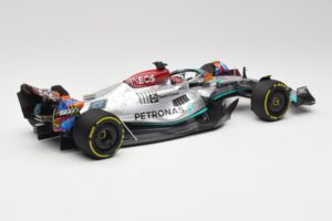 Mercedes AMG W13 E Performance Petronas #63 G. Russell Miami GP 2022 Minichamps 1:18 110220563 Kov – obrázok 2 z 7