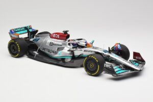 Mercedes AMG W13 E Performance Petronas #63 G. Russell Miami GP 2022 Minichamps 1:18 110220563 Kov – obrázok 4 z 7