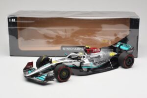 Mercedes AMG W13 E Performance Petronas #44 L. Hamilton Spanish GP 2022 Minichamps 1:18 110220044 Kov – obrázok 7 z 7
