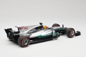 Mercedes AMG W08 EQ Power+ Petronas #44 L. Hamilton F1 World Champion 2017 Minichamps 1:18 186170044 Živica – obrázok 2 z 7