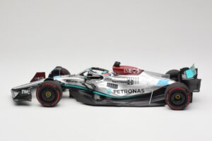 Mercedes AMG W13 E Performance Petronas #63 G. Russell Brazilian GP 1st Win 2022 Minichamps 1:18 110222163 Živica – obrázok 3 z 7