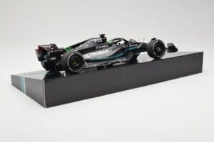 Mercedes AMG W14 E Performance Petronas #63 G. Russell Bahrain GP 2023 Minichamps 1:18 113230163 Živica – obrázok 3 z 7