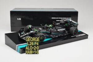 Mercedes AMG W14 E Performance Petronas #63 G. Russell Bahrain GP 2023 Minichamps 1:18 113230163 Živica – obrázok 7 z 7