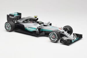 Mercedes AMG W07 #6 N. Rosberg Australia GP Winner 2016 Minichamps 1:18 110160006 Kov – obrázok 4 z 7