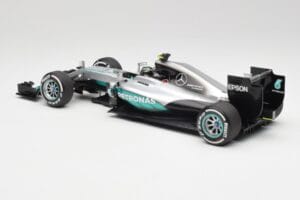 Mercedes AMG W07 #6 N. Rosberg Australia GP Winner 2016 Minichamps 1:18 110160006 Kov – obrázok 5 z 7