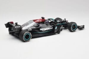 Mercedes AMG W12 #44 L. Hamilton Bahrain GP 2021 Minichamps 1:18 110210144 Kov – obrázok 2 z 7