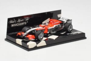 MF1 M16 Toyota #18 T. Monteiro F1 2006 Minichamps 1:43 400060018 Kov – obrázok 2 z 5