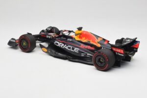 Oracle Red Bull Racing RB18 #1 M. Verstappen Winner Belgian GP 2022 Minichamps 1:18 110221401 Kov – obrázok 3 z 7