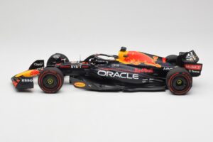 Oracle Red Bull Racing RB18 #1 M. Verstappen Winner Belgian GP 2022 Minichamps 1:18 110221401 Kov – obrázok 5 z 7