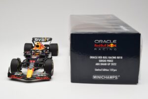 Oracle Red Bull Racing RB18 #11 S. Perez Abu Dhabi GP 2022 Minichamps 1:18 110222211 Kov – obrázok 6 z 7
