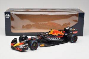 Oracle Red Bull Racing RB18 #11 S. Perez Monaco GP Winner Rain Tyre Version 2022 Minichamps 1:18 110222711 Kov – obrázok 7 z 7