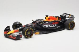 Oracle Red Bull Racing RB19 #1 M. Verstappen Winner Abu Dhabi GP 2023 Minichamps 1:18 110232301 Kov