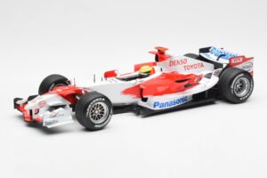 Panasonic Toyota Racing TF106 #8 R. Schumacher F1 2006 Minichamps 1:18 100060007 Kov