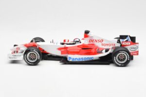 Toyota TF106 Panasonic Toyota Racing J. Trulli F1 Presentation 2006 Minichamps 1:18 AM59554H Kov – obrázok 3 z 6