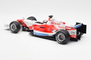 Toyota TF106 Panasonic Toyota Racing J. Trulli F1 Presentation 2006 Minichamps 1:18 AM59554H Kov – obrázok 5 z 6