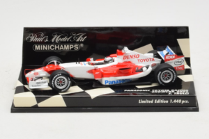 Toyota TF106 Panasonic #12 J. Trulli Panasonic Toyota Racing Showcar 2006 Minichamps 1:43 400060078 Kov