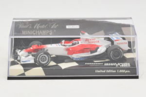 Toyota TF108 #9 J. Trulli Panasonic Toyota Racing Showcar F1 2008 Minichamps 1:43 400080081 Kov – obrázok 4 z 5