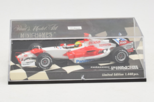 Toyota TF106 Panasonic #11 R. Schumacher Panasonic Toyota Racing Showcar 2006 Minichamps 1:43 400060077 Kov – obrázok 4 z 5