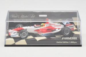 Toyota TF107 Panasonic #11 R. Schumacher Panasonic Toyota Racing Showcar 2007 Minichamps 1:43 400070081 Kov – obrázok 5 z 5
