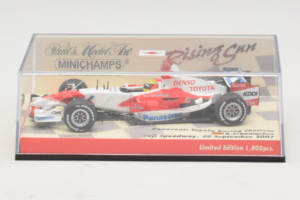 Panasonic Toyota Racing TF107 R. Schumacher F1 Showcar 2007 Minichamps 1:43 403070081 Kov – obrázok 5 z 5