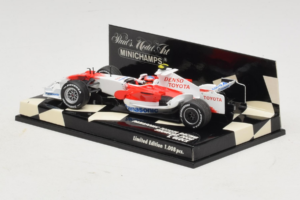 Toyota T. Glock Panasonic Toyota Racing Showcar F1 2008 Minichamps 1:43 400080082 Kov – obrázok 3 z 5