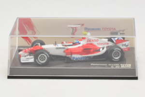 Toyota TF103 #21 C. da Matta Panasonic Toyota Racing F1 2003 Minichamps 1:43 AM26644B Kov – obrázok 4 z 5