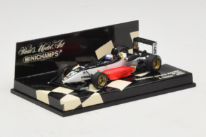 Toyota TF106 #12 J. Trulli Panasonic Toyota Racing F1 2006 Minichamps 1:43 400060008 Kov – obrázok 2 z 5
