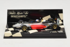 Toyota TF106 #12 J. Trulli Panasonic Toyota Racing F1 2006 Minichamps 1:43 400060008 Kov