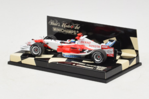 Toyota TF106 Panasonic #11 R. Schumacher Panasonic Toyota Racing 2006 Minichamps 1:43 400060007 Kov – obrázok 3 z 5