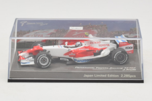 Toyota TF107 #12 J. Trulli Panasonic Toyota Racing Showcar F1 2007 Minichamps 1:43 AM60129 Kov – obrázok 6 z 6