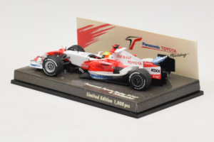 Toyota TF107 #11 R. Schumacher Panasonic Toyota Racing F1 2007 Minichamps 1:43 AM601286 Kov – obrázok 3 z 5