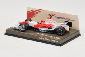 Toyota TF108 Panasonic #12 J. Trulli F1 2008 Minichamps 1:43 AM611513 Kov – obrázok 3 z 5