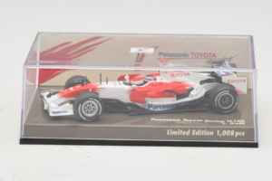 Toyota TF108 Panasonic #12 J. Trulli F1 2008 Minichamps 1:43 AM611513 Kov – obrázok 5 z 5