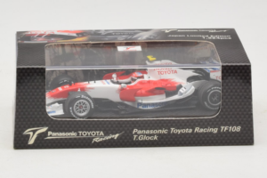 Toyota TF108 #17 T. Glock Panasonic Toyota Racing F1 2008 Minichamps 1:43 AM61152 Kov – obrázok 4 z 6