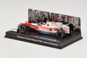 Panasonic Toyota Racing TF109 K. Kobayashi F1 2009 Minichamps 1:43 413090210 Kov – obrázok 3 z 5