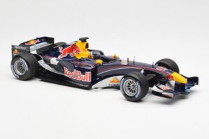 Red Bull Racing Cosworth RB1 #15 C. Klien F1 2005 Minichamps 1:18 100050015 Kov – obrázok 4 z 6