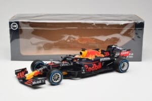 Red Bull Racing Honda RB16B #33 M. Verstappen Turkish GP 2nd Place 2021 Minichamps 1:18 110211633 Kov – obrázok 7 z 7