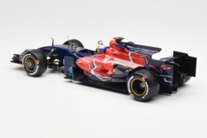Red Bull Racing RB6 #6 M. Webber F1 Showcar 2010 Minichamps 1:18 150100076 Kov – obrázok 5 z 6