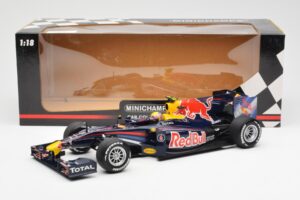 Red Bull RB6 #7 M. Webber Red Bull Racing Showcar 2010 Minichamps 1:18 150100076-R1 Kov – obrázok 6 z 6
