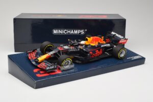 Red Bull Racing Honda RB16B #33 M. Verstappen Emilia Romagna GP 2021 Case Edition Minichamps 1:18 113210133 Živica – obrázok 7 z 7