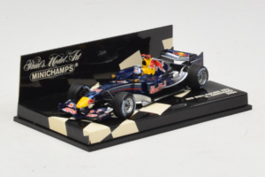 Red Bull Racing RB2 #14 D. Coulthard F1 2006 Minichamps 1:43 400060014 Kov – obrázok 2 z 5