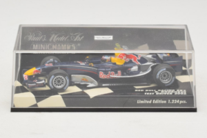 Red Bull Racing RB2 R. Doornbos Test Driver F1 2006 Minichamps 1:43 400060037 Kov – obrázok 5 z 5
