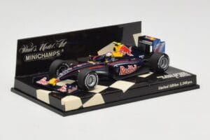 Red Bull Racing Renault RB5 #15 S. Vettel Showcar 2009 Minichamps 1:43 400090085 Kov – obrázok 2 z 5