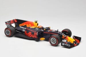 Red Bull Racing RB13 Tag Heuer #33 M. Verstappen Australian GP 2017 Minichamps 1:18 110170033 Živica – obrázok 4 z 7